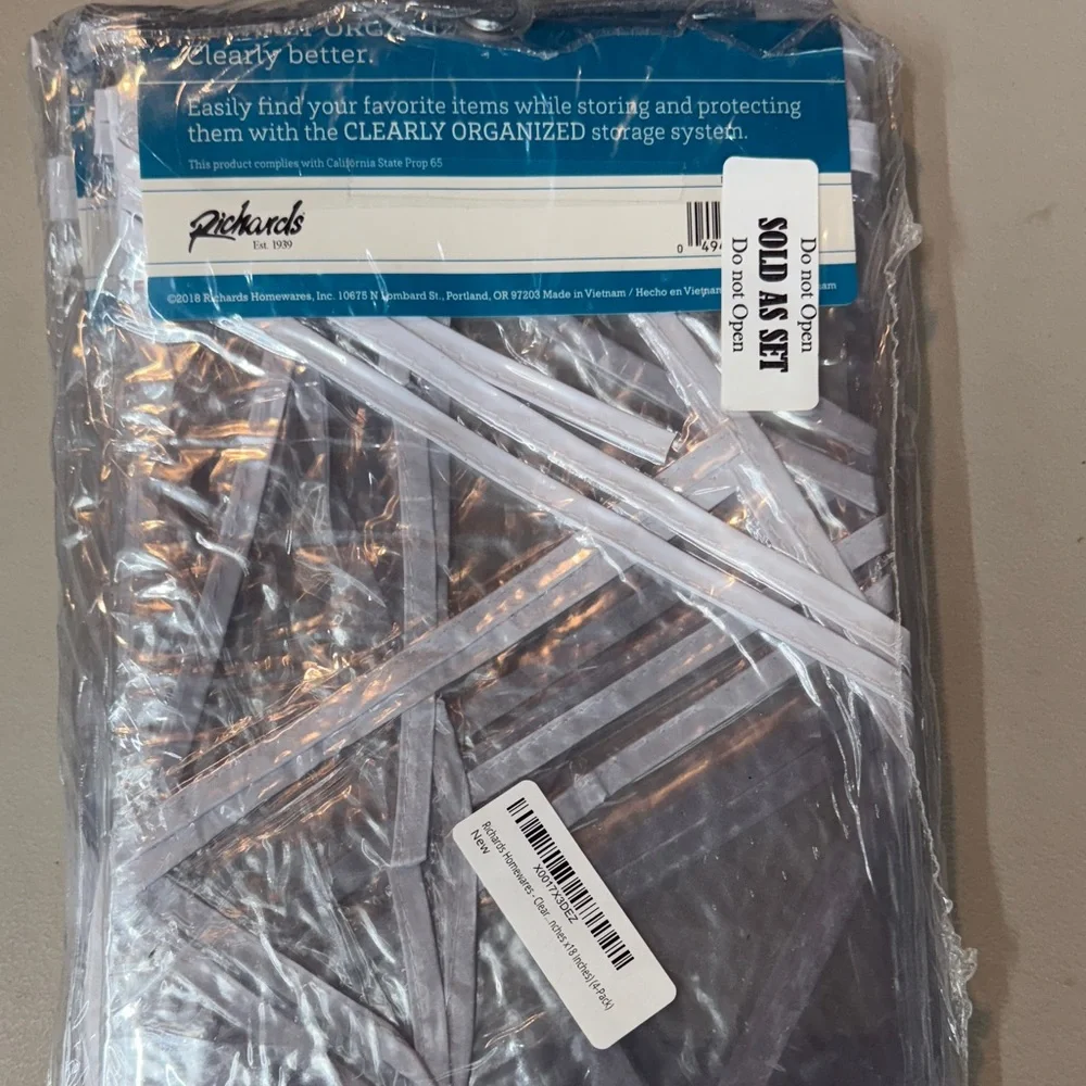 Richards Closet Rod Cover - Clear